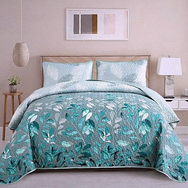 Floral Quilt Set Lightweight Bedding Includes Pillow Covers Perfect Home Gift US