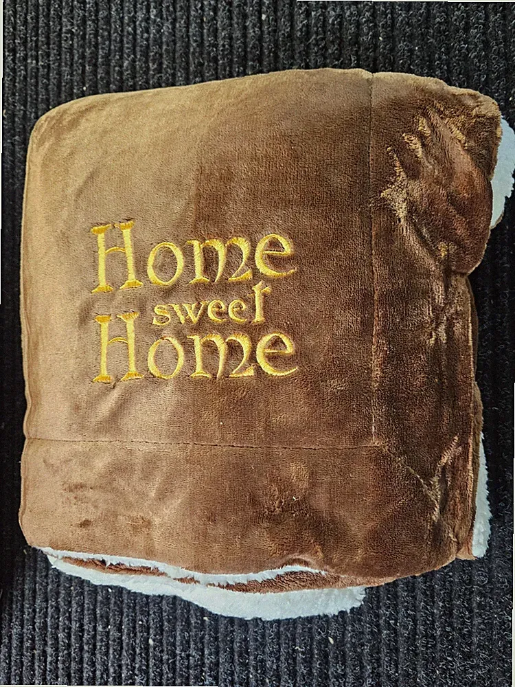 Plush Throw Blanket with "Home Sweet Home" Embroidered 127 x 152 cm, Brown
