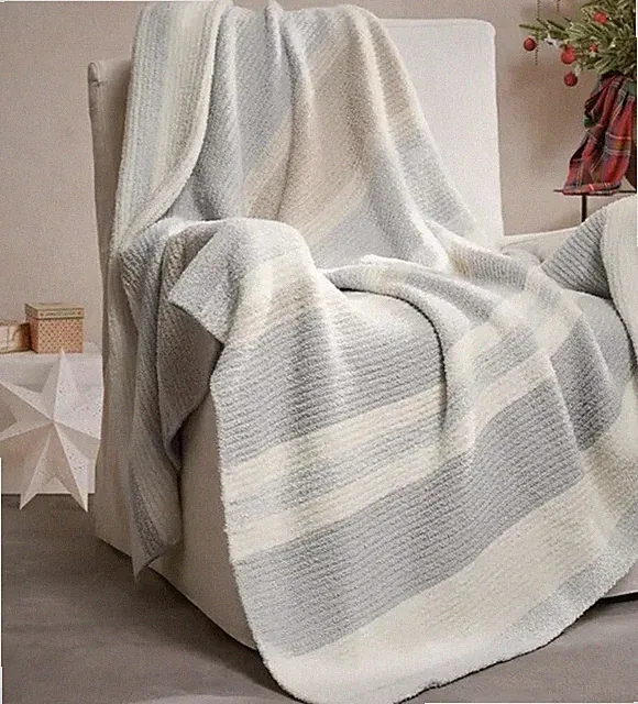 Soft, Cozy And New Blanket Throw For Couches Or Bedding NWT 50x60